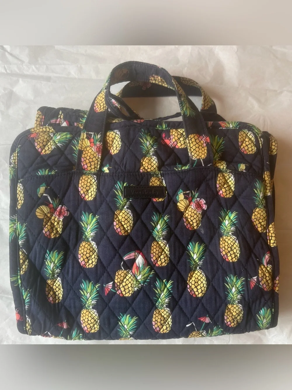 Vera Bradley quilted hanging travel organizer Toucan Party with pineapple print
